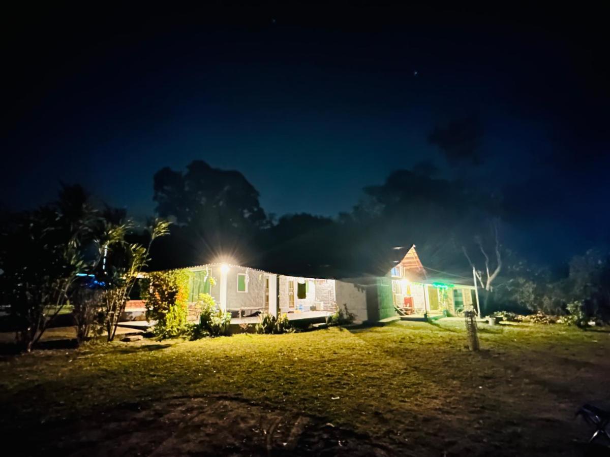 Хостел Dreamwoods A Travellers Farm Дармсала Экстерьер фото